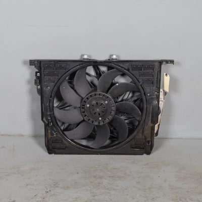 2011-2015 BMW 550i 650i 750i Radiator Fan 850 Watt 17428509743OEM Used Foto 1 de 4