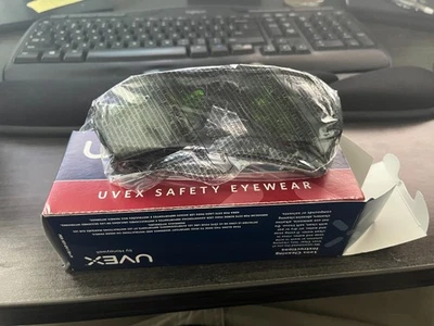 UVEX Horizon Flip Up Glasses - Image 1 of 3