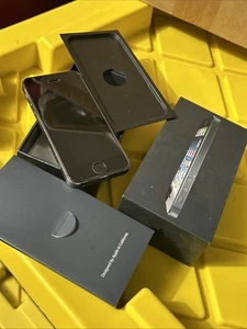 Téléphone portable Apple iPhone 5 noir 16 Go boîte 2012 voir 😇💯 - Photo 1 sur 18
