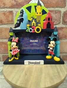 Disney World Resort Mickey & Minnie Mouse 4" X 6" Photo Frame 2020 NWT - Picture 1 of 8