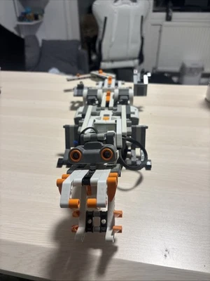 Lego 8547 Mindstorms NXT 2.0 unvollständig ersatzteile - Bild 1 von 4