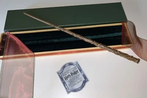 Bacchetta Hermione Granger – Noble Collection Originale con Scatola – HP - Foto 1 di 5