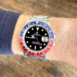 Rolex GMT-Master II Pepsi 40mm 16710 on Oyster Bracelet  - Picture 1 of 5
