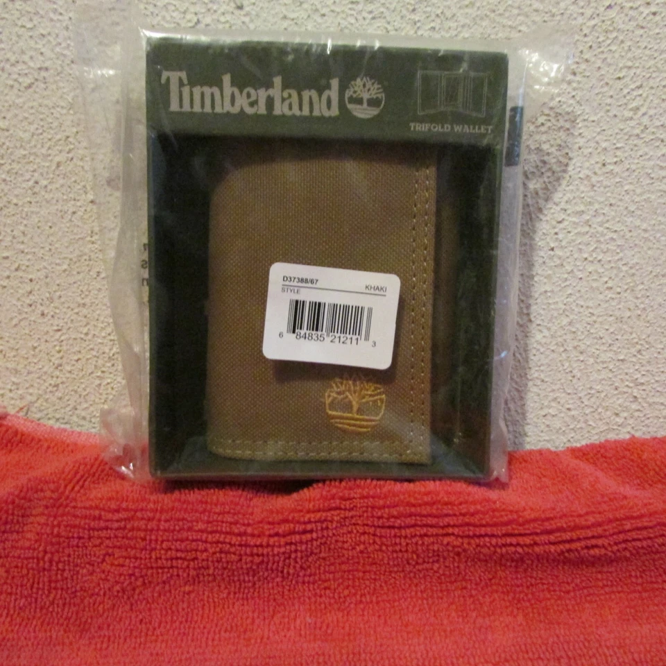  MEN'S TIMBERLAND HUNTER PASSCASE/ NYLON/ FLIP LEATHER/CANVAS WALLETS. U CHOOSE  - Image 1 of 1