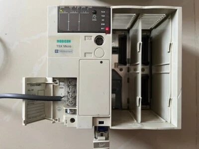 PLC MODICON TSX Micro TSX3705001 - Image 1 of 2