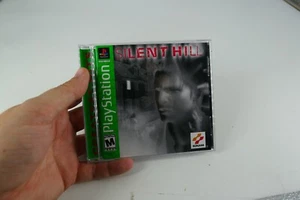 Silent Hill PlayStation PS1 RARO CIB Reg. Scheda TESTATA immacolata - Foto 1 di 4