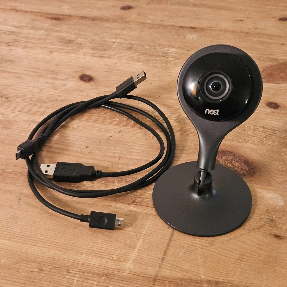 Nest Cam Indoor Security Camera A0005 1st Gen (Works/Read) - Image 1 of 4