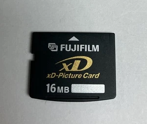 Fujifilm xD Picture Card 16MB Camera Memory Card (Fits Olympus) - Picture 1 of 2