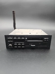 Cinta de radio Mercury Capri 1992 AM FM F29F-19B132-CB - sin probar - Imagen 1 de 5