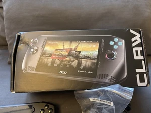 MSI Claw A1M Handheld Gaming Console 7" - Ultra 7 16GB 1TB-“NEW” - Picture 1 of 9