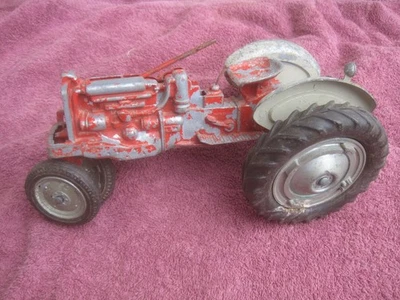 Broken Hubley Ford 961 Powermaster tractor juguete fundido escala 1/12 para piezas Foto 1 de 4