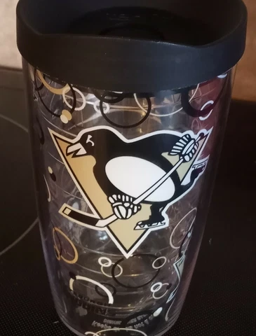 Tervis NHL Pittsburgh Penguins All Over Insulated Tumbler 16 oz EUC Cup Travel Cover