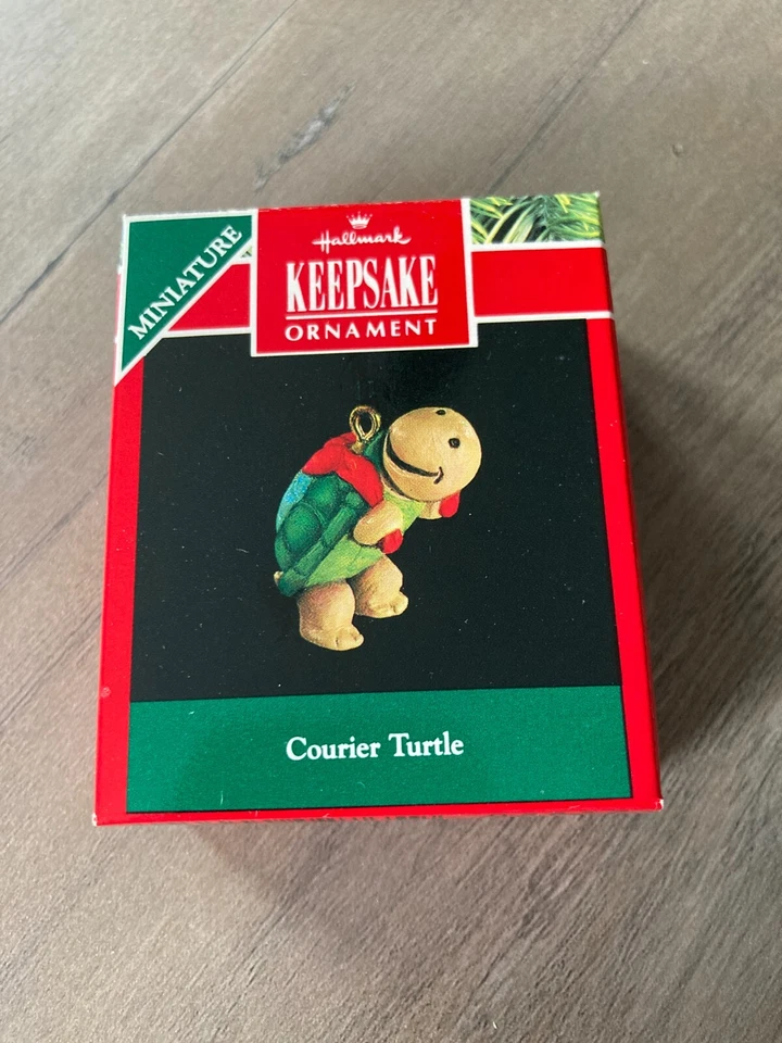 Nature's Angels Bunny Miniature Hallmark Keepsake Ornament 1990 QXM5733