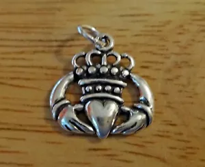 Sterling Silver 16x16mm Claddagh Irish Love Loyalty Friendship Symbol Charm - Picture 1 of 4