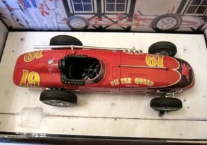 #19 ROGER WARD  1956 KURTIS CRAFT CAROUSEL 1  INDY 500 FILTER QUEEN SPECIAL - Picture 1 of 4