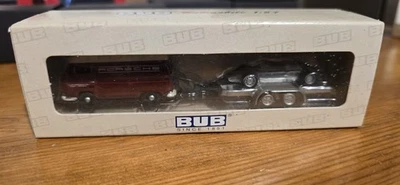 Premium ClassiXXs BUB 1:87 VW T1 + Anhänger BUB Racing 06513 - Immagine 1 di 4