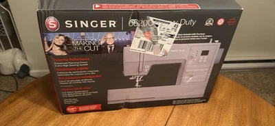 Singer 6620C Heavy Duty Sewing Machine 215 Stitch Applications - Free Shipping - Image 1 of 3