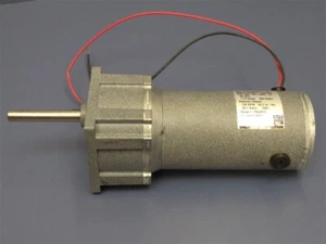 Blue White 90010-264 Motor PM8014-PS1920 90VDC 1.74A 20:1 Ratio Reducer - Picture 1 of 6