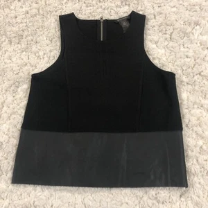 Top Banana Republic para mujer XS fuente adornado con pulgas negro imitación cuero ribete - Imagen 1 de 9