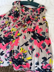 Lane Bryant Sleeveless Multicolor Ruffled Neckline Button-Down Blouse Size 22 - Picture 1 of 5