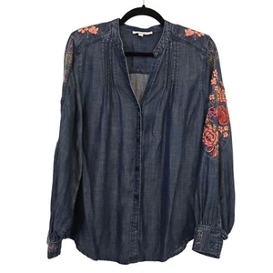 Chico's Size 1 100% Lyocell The Touch of Cool Floral Embroidery Chambray Blouse - Picture 1 of 14