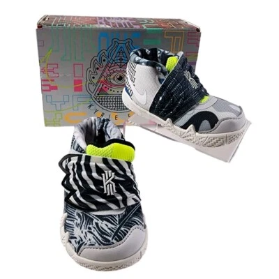 Zapatos de baloncesto Nike Kyrie Five para niños pequeños talla 3C Kybrid S2 (TDV) What The Neon Foto 1 de 4
