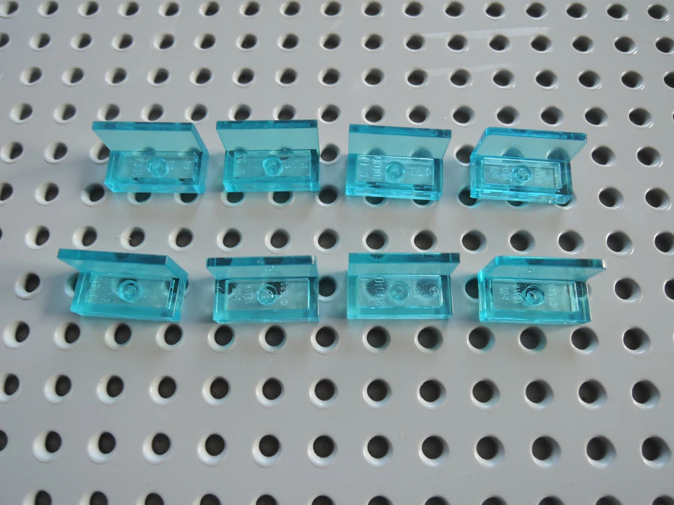 Lego 8 x Panel Sitzbank 4865 transparent hellblau 1x2x1 - Bild 1 von 1