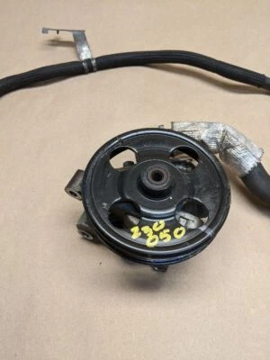 Bomba de dirección asistida usada se adapta a: Ford Fusion 2010 3,5 grado A Foto 1 de 4