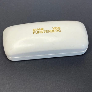 2 White Diane Von Furstenberg Hard Clamshell Eyeglass Case - Picture 1 of 5