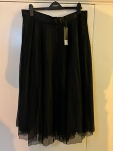 Luxe Tulle Skirt - Picture 1 of 2