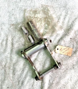 Triumph T595 rear suspension linkage kit - Picture 1 of 1