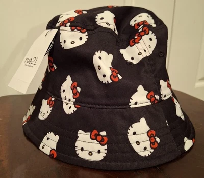 Sombrero de cubo negro Rue 21 Hello Kitty talla única para la mayoría 2023 nuevo con etiquetas Foto 1 de 4