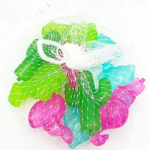 Juego de 10 cubitos de hielo de plástico tropical reutilizables flamenco palmera cactus peces - Imagen 1 de 5