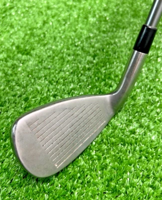 Tour Edge HL3 32* 7  Hybrid / UST Mamiya Senior A Graphite / New Grip / sa2436 - Image 1 of 4