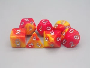 Juego de 7 dados poliédricos de mármol naranja y rojo (D&D / Dungeons & Dragons / RPG) - Imagen 1 de 1