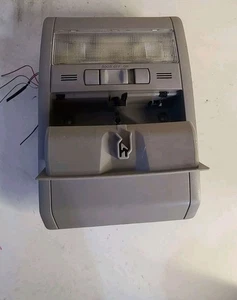 ✅ 04-09 TOYOTA PRIUS OVERHEAD CONSOLE DOME MAP LIGHT W/ SWITCH OEM - Bild 1 von 3