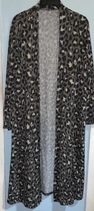 Moa Collection Damen Staubtuch offene Strickjacke Pullover grau Animalprint Größe 3X - Bild 1 von 4
