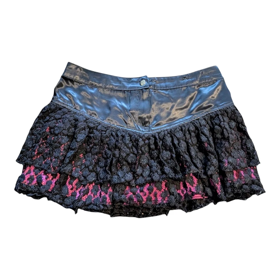 Minifalda de Colección Lip Service Negra Encaje en Niveles Talla S Micro GÓTICA Y2K Rosa Emo Foto 1 de 4
