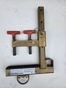 3M DBI-SALA Ancoraggio Parapetto Calcestruzzo, Regola da 1" a 141/2" - 8523178~ SPEDIZIONE GRATUITA - Foto 1 di 8