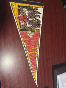 COOLER Chicago Bulls '91-'92 Back To Back Champions Wimpel, Michael Jordan, SCHÖN! - Bild 1 von 8