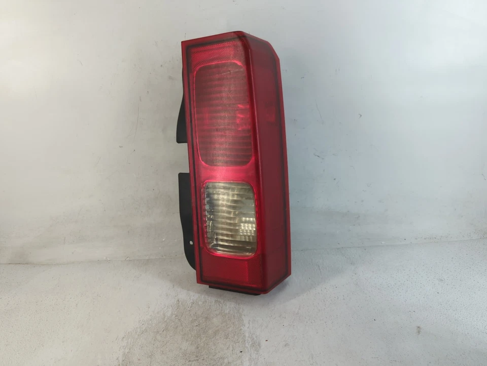 Оригинальный правосторонний задний фонарь для Hummer H3 2009 года выпуска TCZKR - Изображение 1 из 4