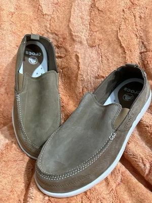 Mocasines pull-on Crocs Walu para hombre color nobuck tostado - 15626 - talla 13 nuevos con etiquetas Foto 1 de 4