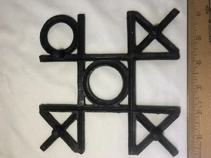 Vintage TIC TAC TOE TRIVET Cast Iron RARE Sturdy X is Winning Kitchen Home Decor - Picture 1 of 5