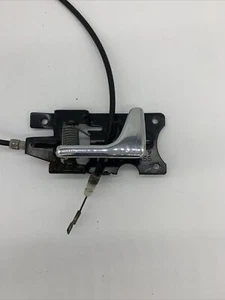 Land Rover Discovery 2 V8, TD5, 98-04, N/S/F Internal Door Handle & Wire - Picture 1 of 2