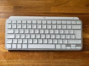 Logitech MX Keys Mini für Business Kabellose Tastatur (Hellgrau), QWERTY - Zdjęcie 1 z 7