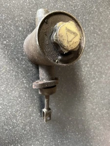 MG Midget Austin healey sprite brake master cylinder original - Picture 1 of 2