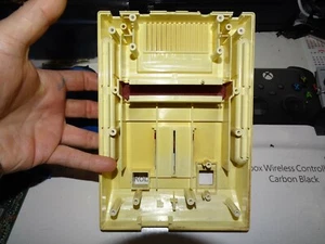 Nintendo Japón Famicom VACÍA Intacta USADA/SUCIA Cubierta Superior con Deslizante Rojo y Cubierta - Imagen 1 de 12