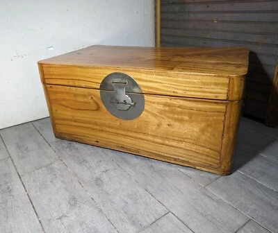 Manta de madera china asiática vintage baúl latón medallón oriental Foto 1 de 4