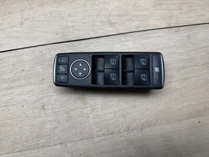 MERCEDES BENZ CLA250 GL550 OEM FRONT LEFT DOOR MASTER WINDOW CONTROL SWITCH - Picture 1 of 2