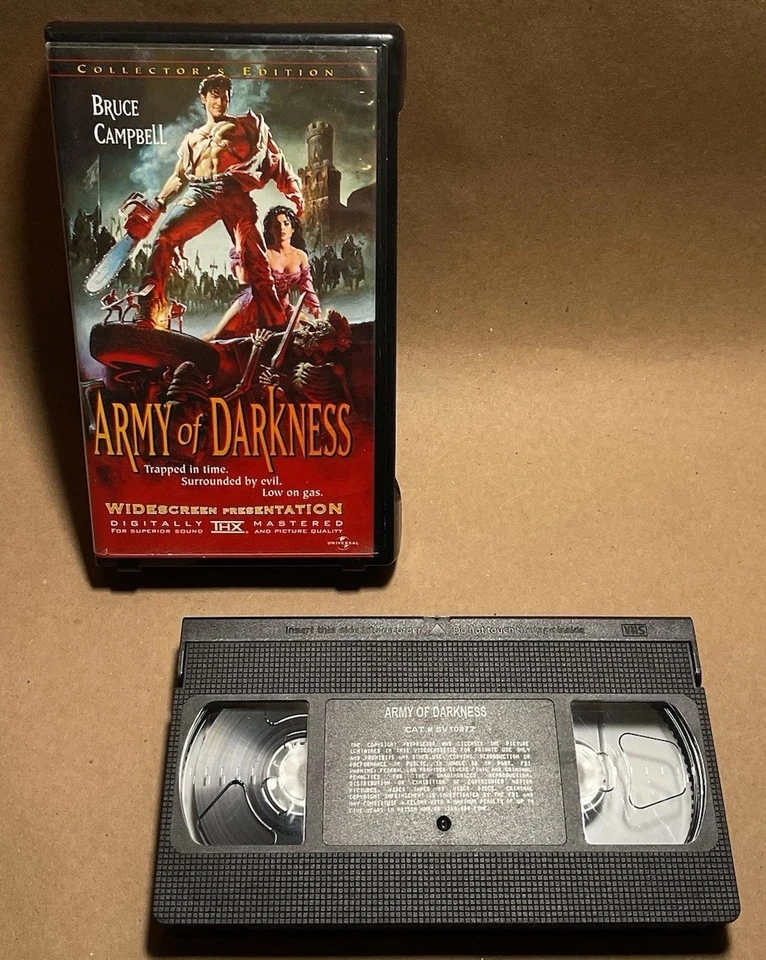 Army of Darkness (1992 VHS)  Collector’s Edition Clamshell - READ DESCRIPTION Foto 1 de 4